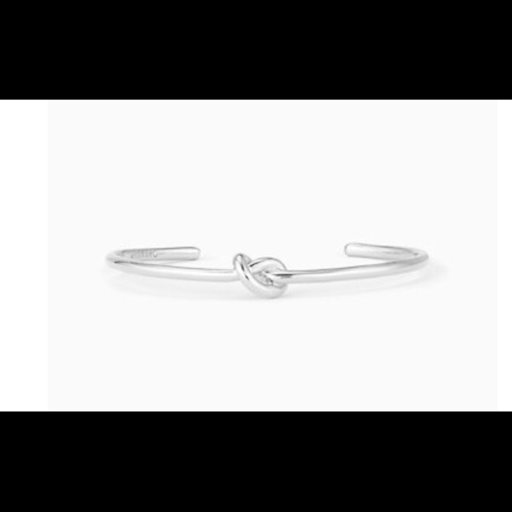 Stella & Dot’s Simple Knot Cuff in Silver!